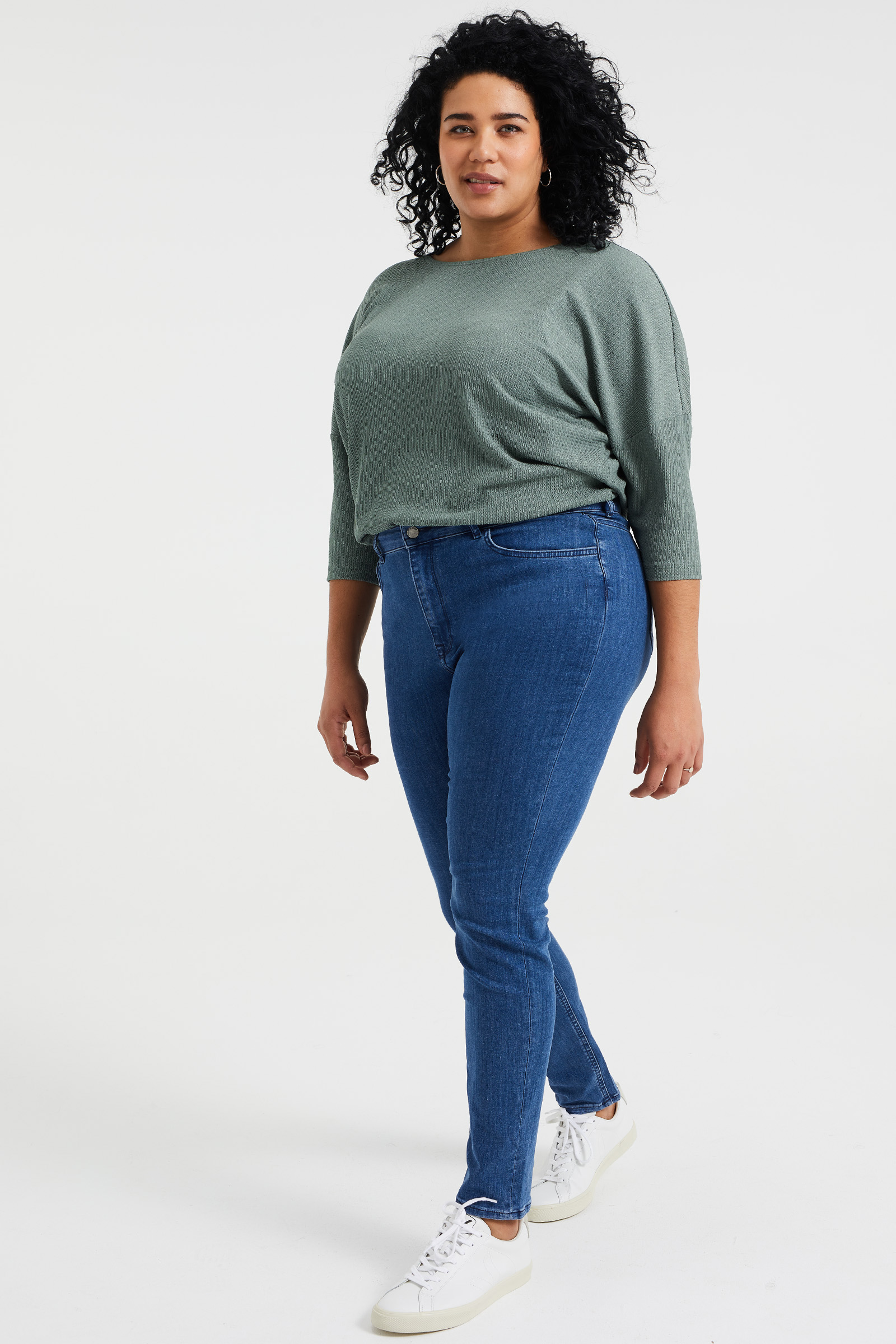 Luxe Curve Elastic Denim Skinny Pants