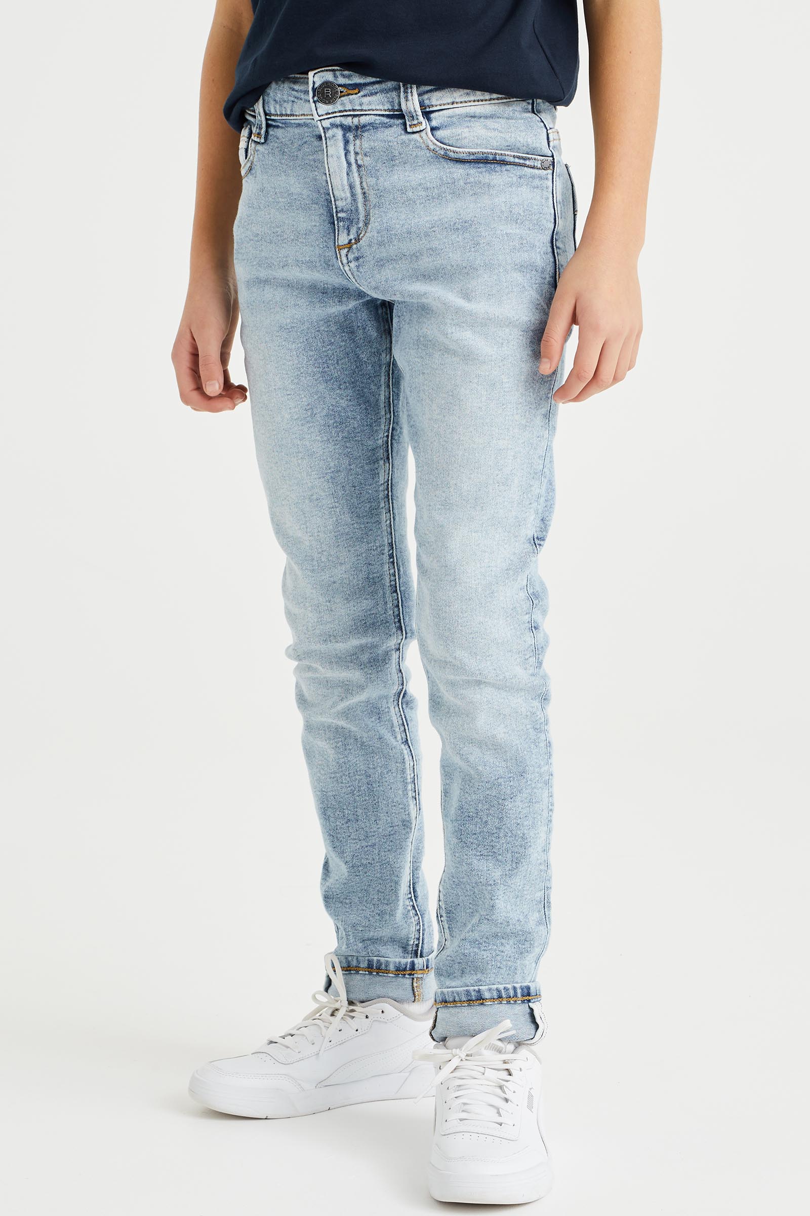 Men's Slim Fit Elastic Trend Jeans – Casual Straight Denim for Youth