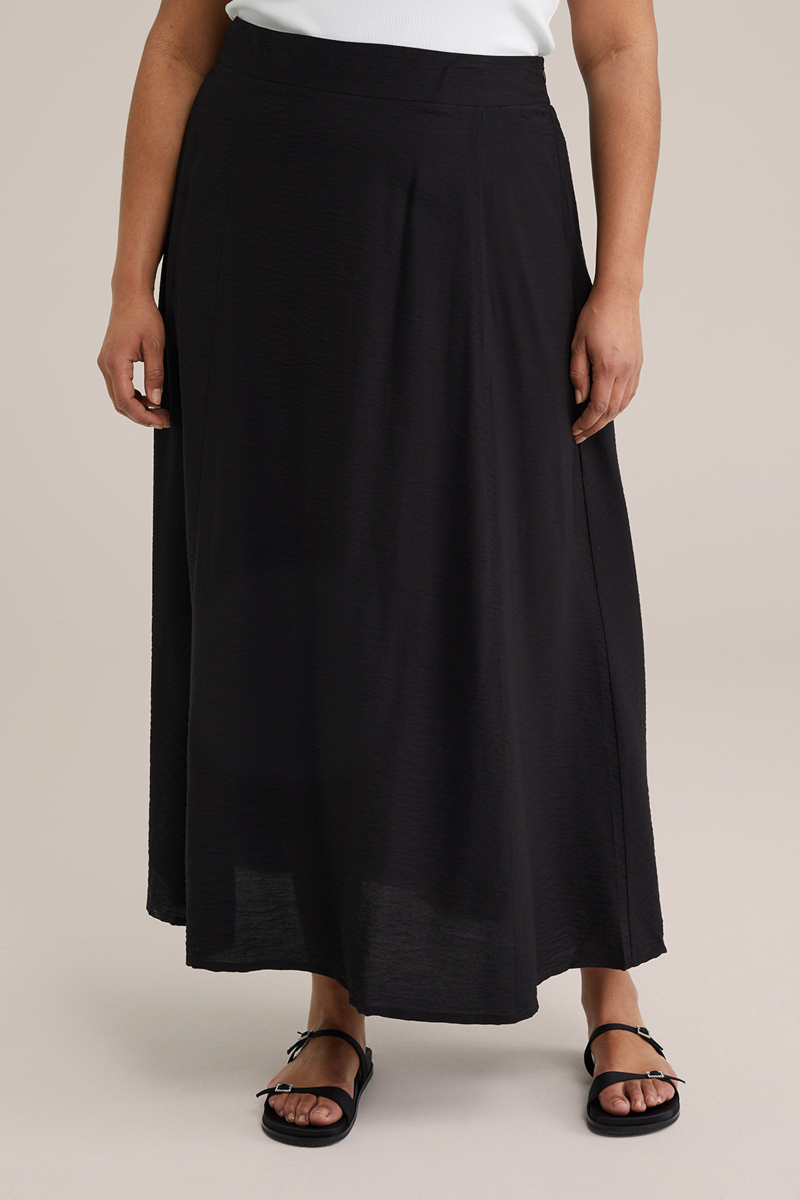 Evy leatherlook maxi rok zwart – maten S/M en M/L
