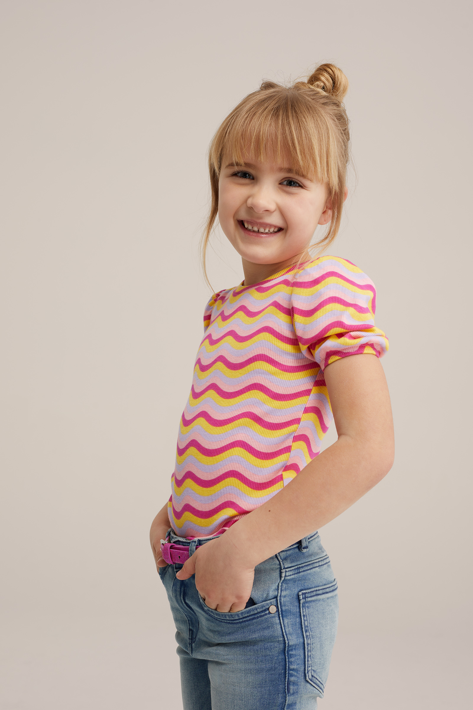 WE Fashion Meisjes T-shirt met embroidery en volants