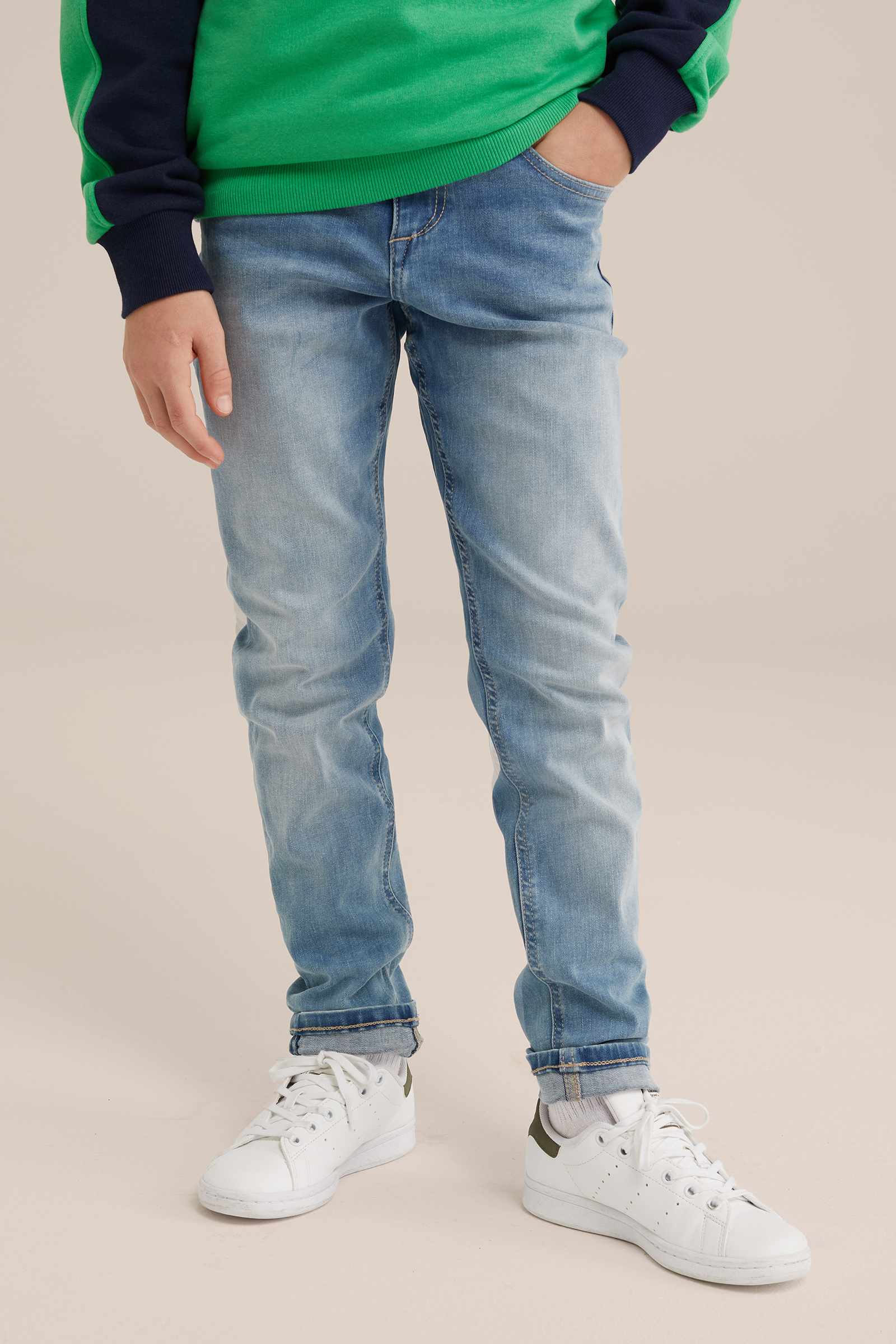 Men's Slim Fit Elastic Trend Jeans – Casual Straight Denim for Youth main image 1