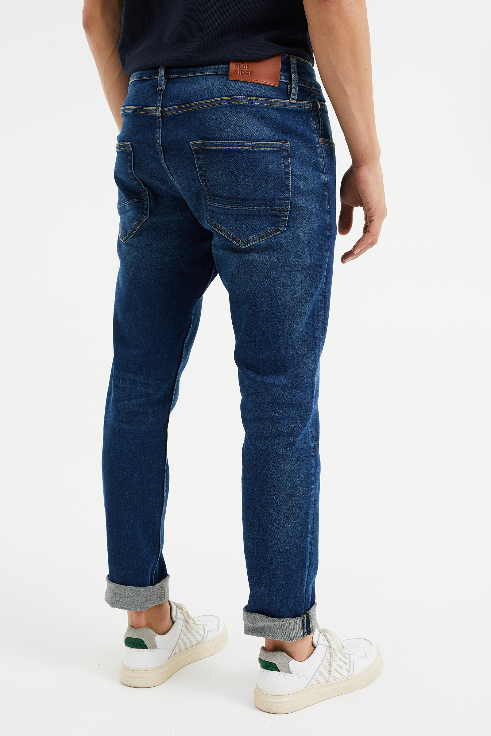 Heren athletic fit jeans van jog denim 95014562_0787 WE Fashion